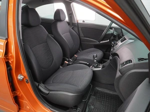 Седан Hyundai Solaris 2015 года, 999000 рублей, Воронеж