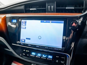 Хетчбэк Toyota Auris 2015 года, 1350000 рублей, Красноярск