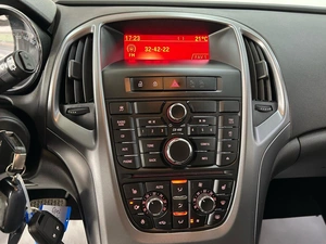 Хэтчбек Opel Astra 2013 года, 1160000 рублей, Смоленск