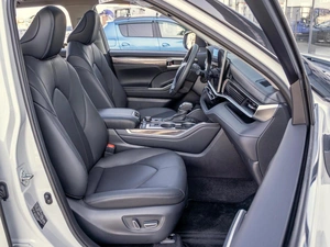 Внедорожник Toyota Highlander 2025 года, 5750000 рублей, Краснодар