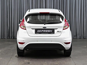 Хетчбэк Ford Fiesta 2016 года, 925000 рублей, Ставрополь