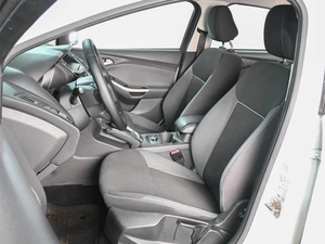 Седан Ford Focus 2013 года, 860000 рублей, Аксай