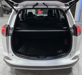 Внедорожник Toyota RAV4 2016 года, 2690000 рублей, Красноярск