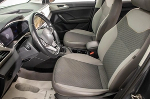 Внедорожник Volkswagen Taos 2021 года, 2279000 рублей, Барнаул