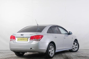 Седан Chevrolet Cruze 2012 года, 729000 рублей, Кемерово