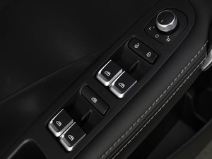 Внедорожник Geely Coolray 2023 года, 1830000 рублей, Омск