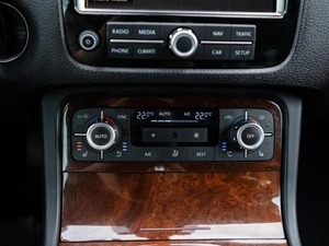 Внедорожник Volkswagen Touareg 2013 года, 2499000 рублей, Большой Сочи