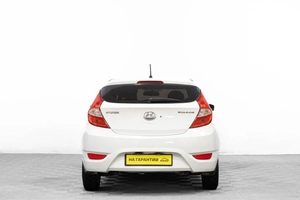 Хетчбэк Hyundai Solaris 2011 года, 799000 рублей, Барнаул