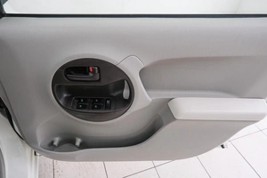 Хетчбэк Toyota Passo 2013 года, 689000 рублей, Красноярск