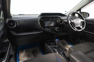 Хетчбэк Toyota Aqua 2018 года, 1449000 рублей, Новосибирск