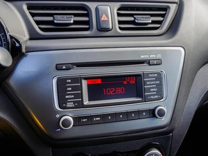 Седан Kia Rio 2017 года, 1350000 рублей, Краснодар