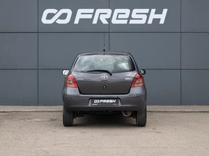 Хетчбэк Toyota Yaris 2008 года, 525000 рублей, Краснодар