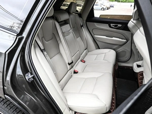 Внедорожник Volvo XC60 2018 года, 3669000 рублей, Кирилловка