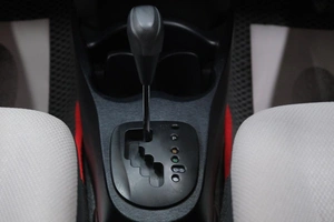 Хетчбэк Toyota Vitz 2011 года, 849000 рублей, Омск