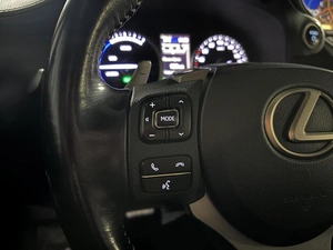 Внедорожник Lexus NX 2018 года, 3199000 рублей, Санкт-Петербург