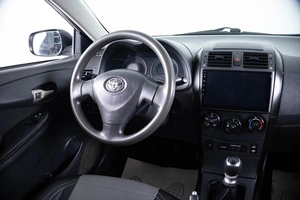 Седан Toyota Corolla 2009 года, 899000 рублей, Пермь