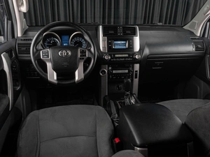 Внедорожник Toyota Land Cruiser Prado 2013 года, 2749000 рублей, Тюмень