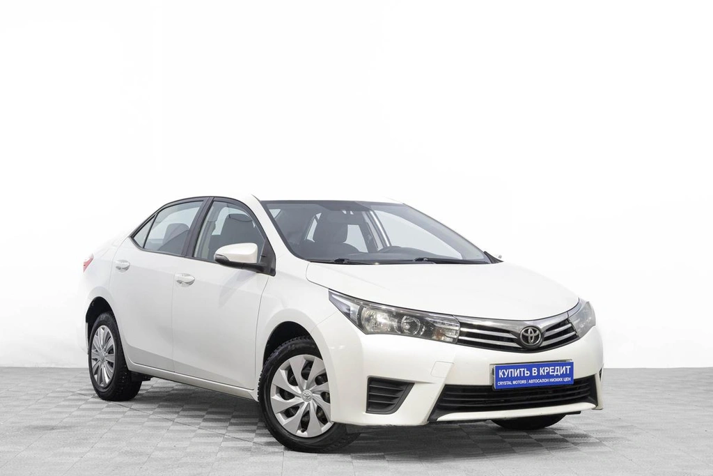 Седан Toyota Corolla 2013 года, 1329000 рублей, Барнаул