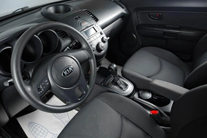 Хетчбэк Kia Soul 2011 года, 1059000 рублей, Тюмень