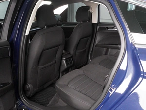 Седан Ford Mondeo 2016 года, 1998000 рублей, Красный Пахарь