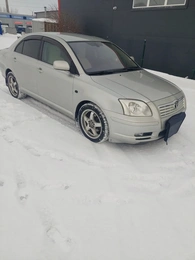 Седан Toyota Avensis 2004 года, 890000 рублей, Красноярск