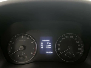 Седан Hyundai Solaris 2017 года, 1245000 рублей, Красноярск