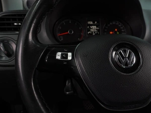 Седан Volkswagen Polo 2019 года, 1299000 рублей, Воронеж