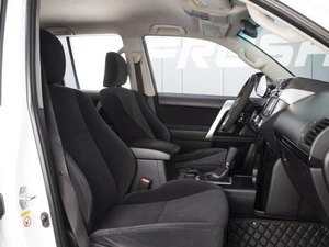 Внедорожник Toyota Land Cruiser Prado 2015 года, 3690000 рублей, Омск