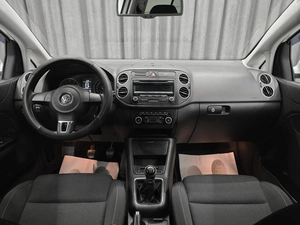 Хетчбэк Volkswagen Golf Plus 2013 года, 770000 рублей, Красноярск