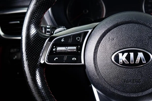 Седан Kia Optima 2018 года, 1959000 рублей, Пермь