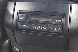 Внедорожник Toyota Land Cruiser Prado 2018 года, 4789000 рублей, Барнаул