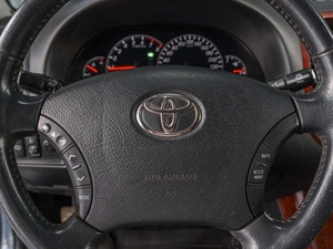 Седан Toyota Camry 2005 года, 849000 рублей, Тюмень