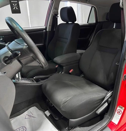Хетчбэк Toyota Corolla 2006 года, 637000 рублей, Красноярск