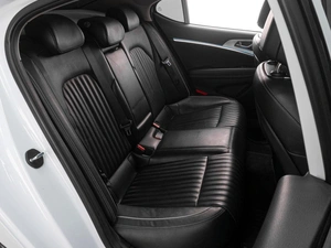 Седан Genesis G70 2018 года, 1995000 рублей, Тюмень