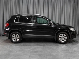Внедорожник Volkswagen Tiguan 2010 года, 1099000 рублей, Тюмень