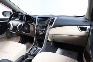 Хетчбэк Hyundai i30 2014 года, 1269000 рублей, Новосибирск