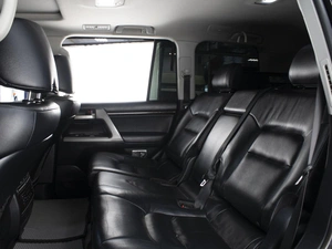 Внедорожник Toyota Land Cruiser 2011 года, 4350000 рублей, Омск