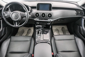 Лифтбек Kia Stinger 2018 года, 3099000 рублей, Красноярск