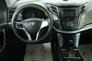 Седан Hyundai i40 2013 года, 949000 рублей, Омск