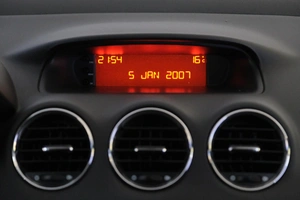 Хетчбэк Peugeot 308 2012 года, 629000 рублей, Омск