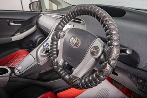 Лифтбек Toyota Prius 2013 года, 1249000 рублей, Томск