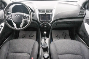 Седан Hyundai Solaris 2013 года, 899000 рублей, Красноярск