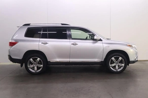 Внедорожник Toyota Highlander 2011 года, 1870000 рублей, Брянск