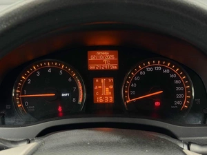 Седан Toyota Avensis 2011 года, 1099000 рублей, Ижевск