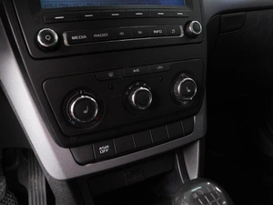 Внедорожник Skoda Yeti 2015 года, 979000 рублей, Минеральные Воды