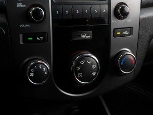 Седан Kia Cerato 2011 года, 829000 рублей, Тюмень