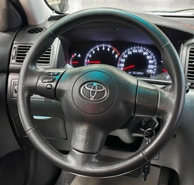 Хетчбэк Toyota Corolla 2006 года, 637000 рублей, Красноярск