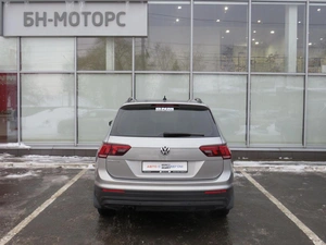 Внедорожник Volkswagen Tiguan 2020 года, 1890000 рублей, Брянск
