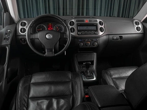 Внедорожник Volkswagen Tiguan 2009 года, 959000 рублей, Тюмень