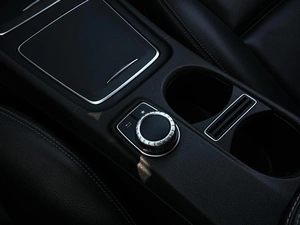 Внедорожник Mercedes-benz GLA-класс 2018 года, 2699000 рублей, Волгоград